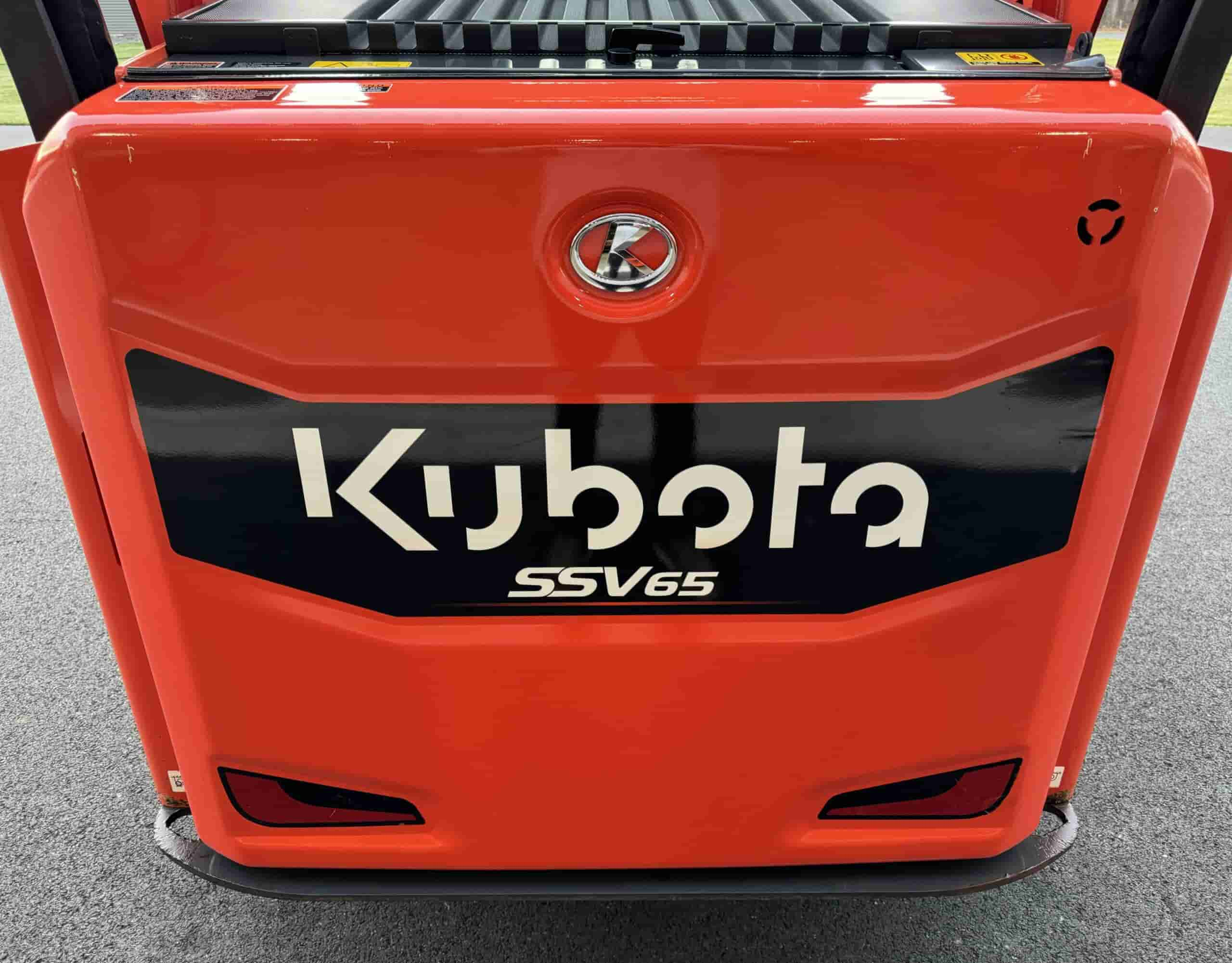 2022 KUBOTA SSV65 HIGH FLOW
